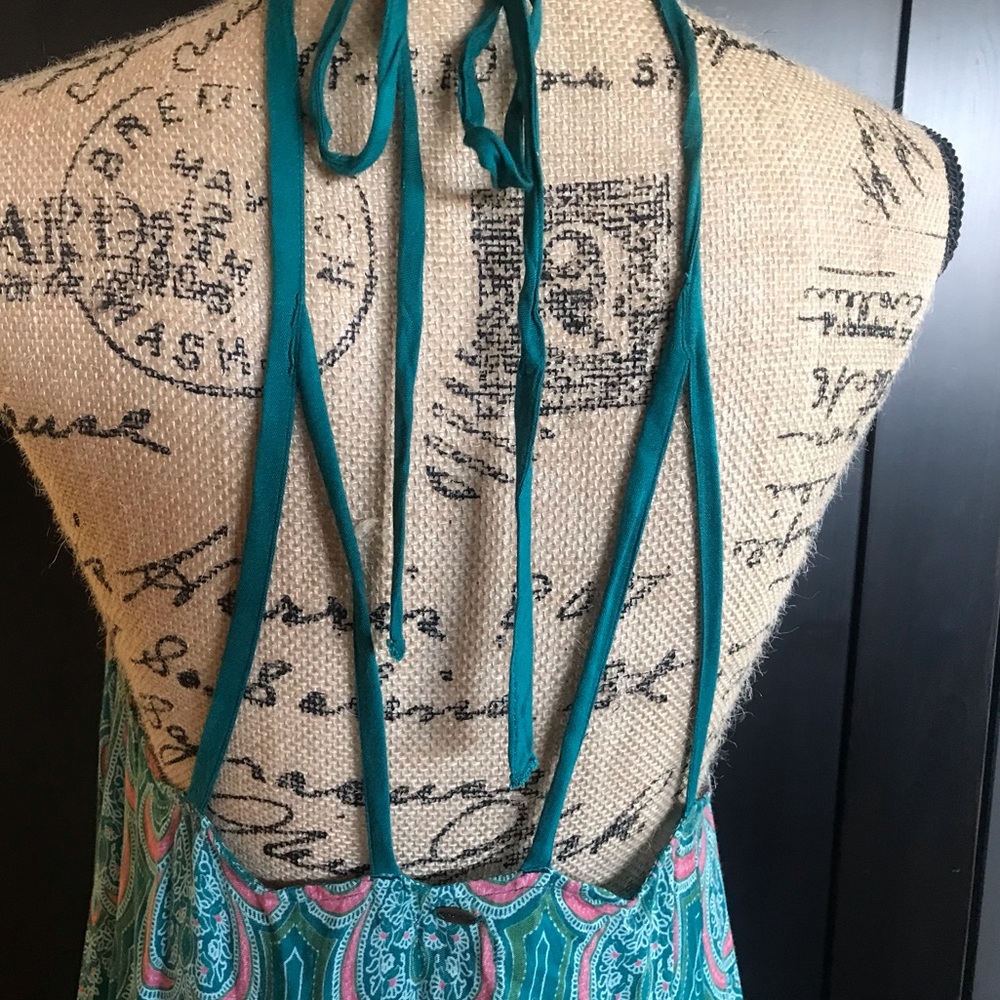Sexy open back O’NEILL dress - Picture 4 of 8